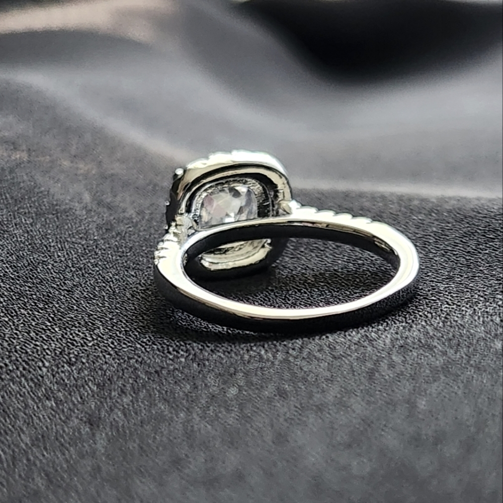 Classic Diamond Halo Ring Set - Picture 4 of 6